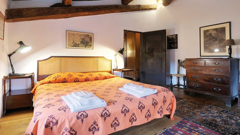 Accommodation for "Writing Italy" with Helena Attlee and Julian Evans September 2023